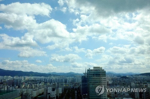 [내일 날씨] 전국 대체로 흐리다 차차 맑아져…서울 낮 28도